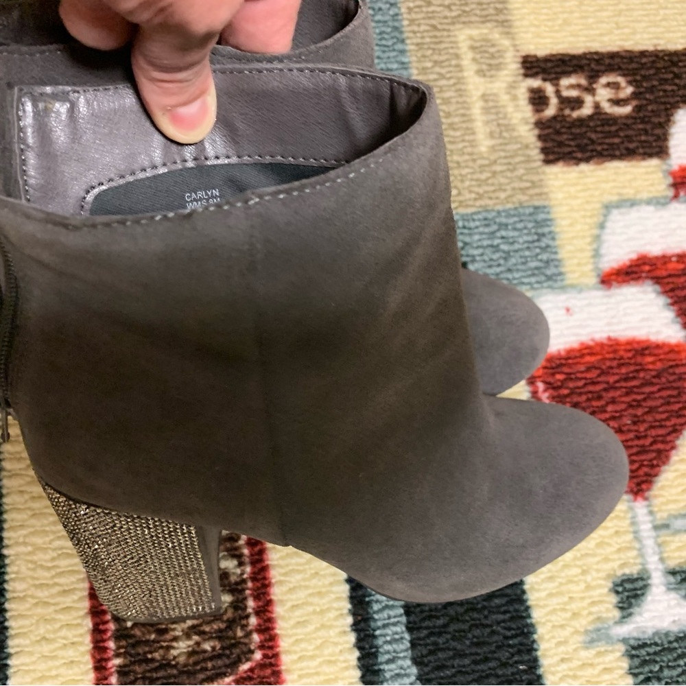 ❤️NWB Womens Kenneth Cole Reaction Boots Size 8 NWOT❤️